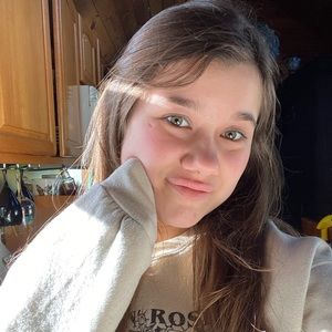 Meet your Posher, Tessa